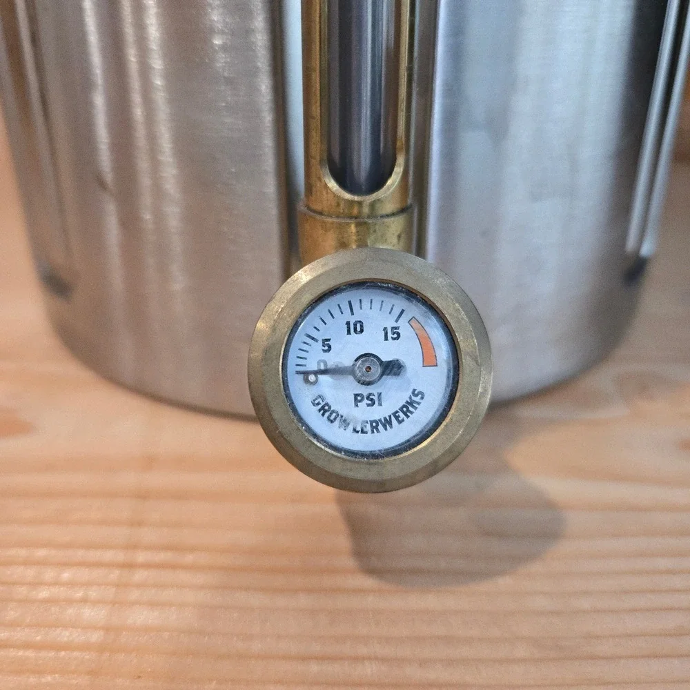 GrowlerWerks Beer Growler uKeg 128 Pressurized Dispenser Stainless Steel‎ Silver